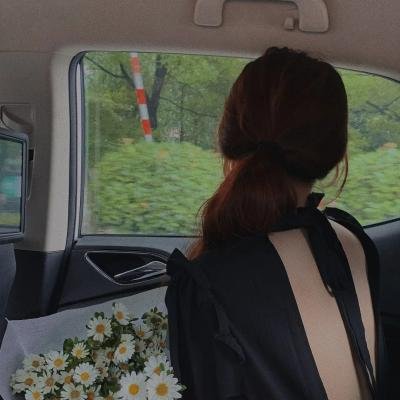 赤裸的美奈子